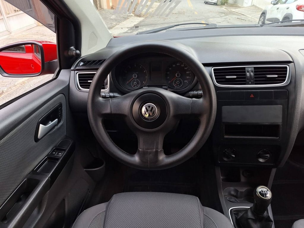 Imagem do veículo VOLKSWAGEN FOX 1.0 MI 8V FLEX 4P MANUAL