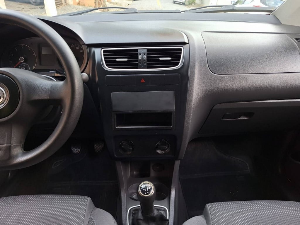 Imagem do veículo VOLKSWAGEN FOX 1.0 MI 8V FLEX 4P MANUAL