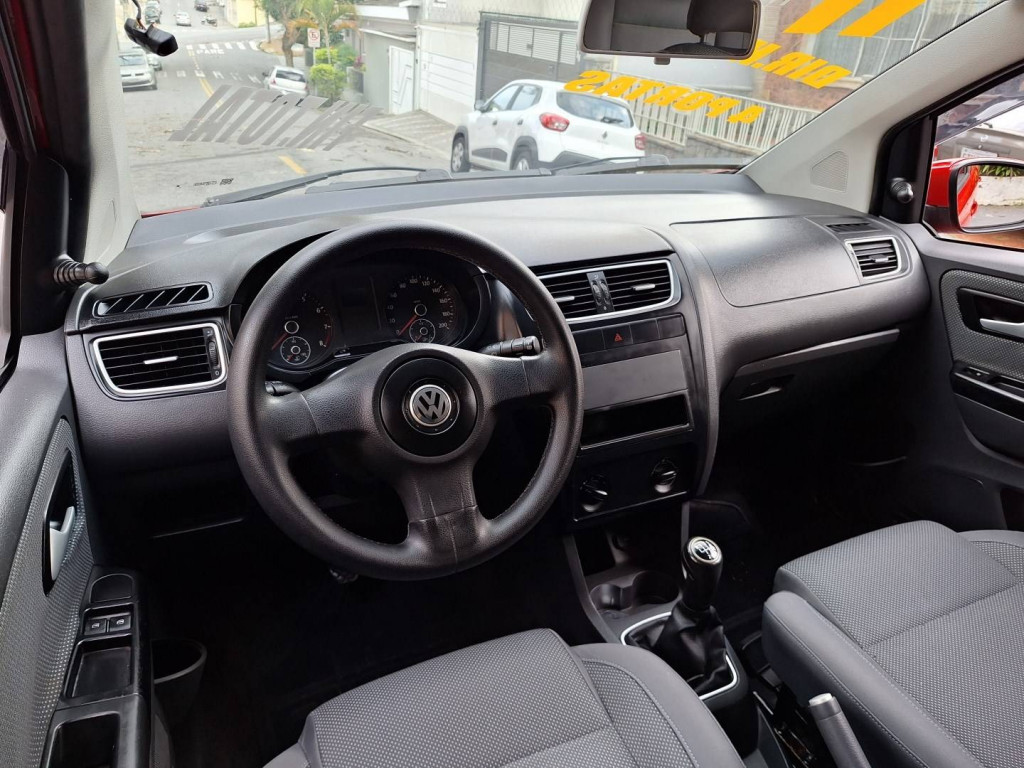 Imagem do veículo VOLKSWAGEN FOX 1.0 MI 8V FLEX 4P MANUAL