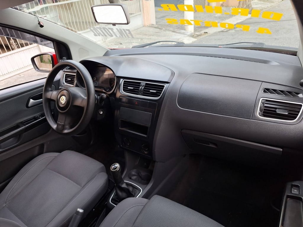 Imagem do veículo VOLKSWAGEN FOX 1.0 MI 8V FLEX 4P MANUAL