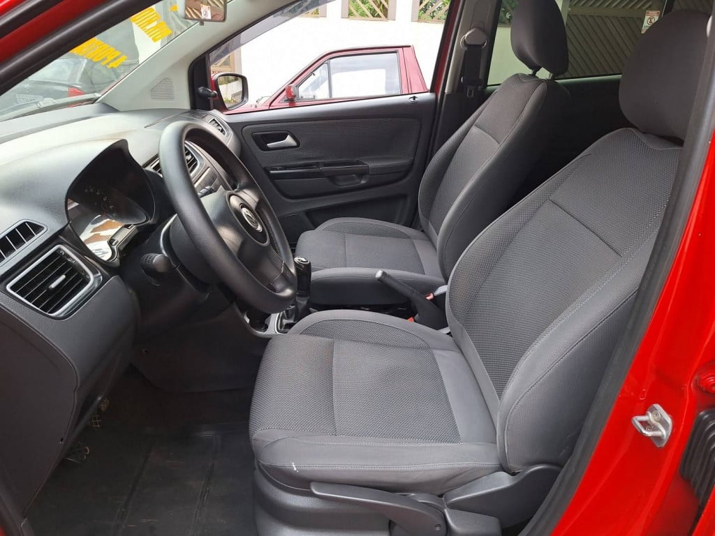 Imagem do veículo VOLKSWAGEN FOX 1.0 MI 8V FLEX 4P MANUAL