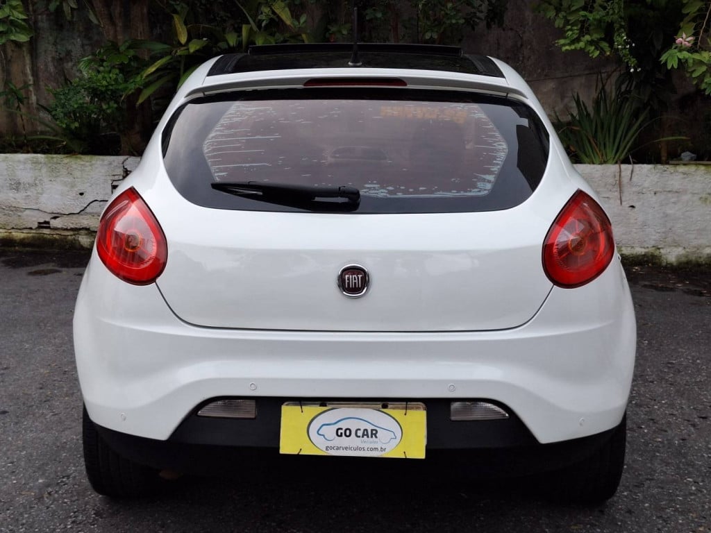 Imagem do veículo FIAT BRAVO 1.8 ESSENCE 16V FLEX 4P AUTOMÁTICO