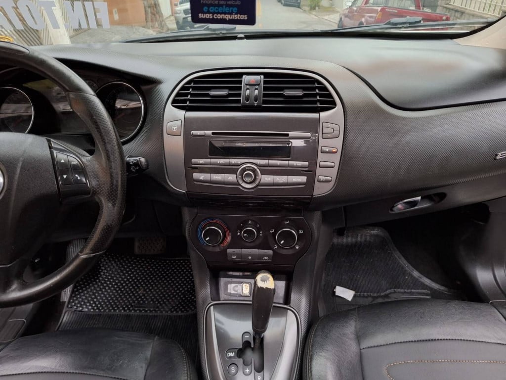 Imagem do veículo FIAT BRAVO 1.8 ESSENCE 16V FLEX 4P AUTOMÁTICO