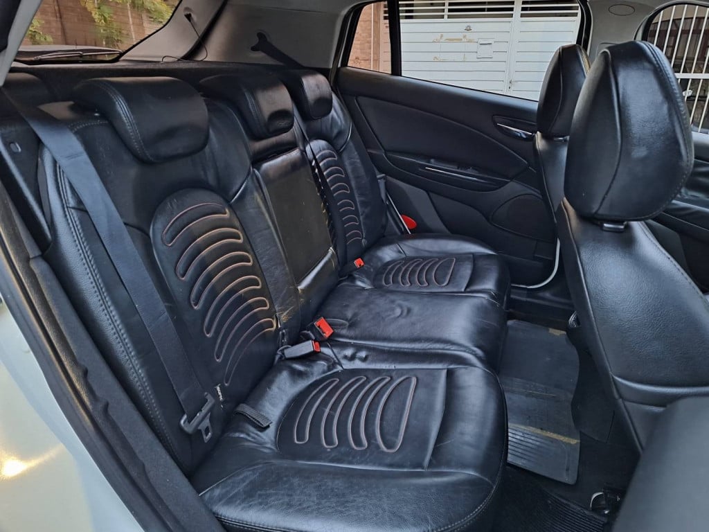 Imagem do veículo FIAT BRAVO 1.8 ESSENCE 16V FLEX 4P AUTOMÁTICO