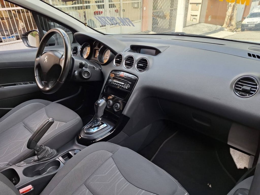 Imagem do veículo PEUGEOT 308 1.6 ALLURE BUSINESS THP 16V FLEX 4P AUTOMÁTICO