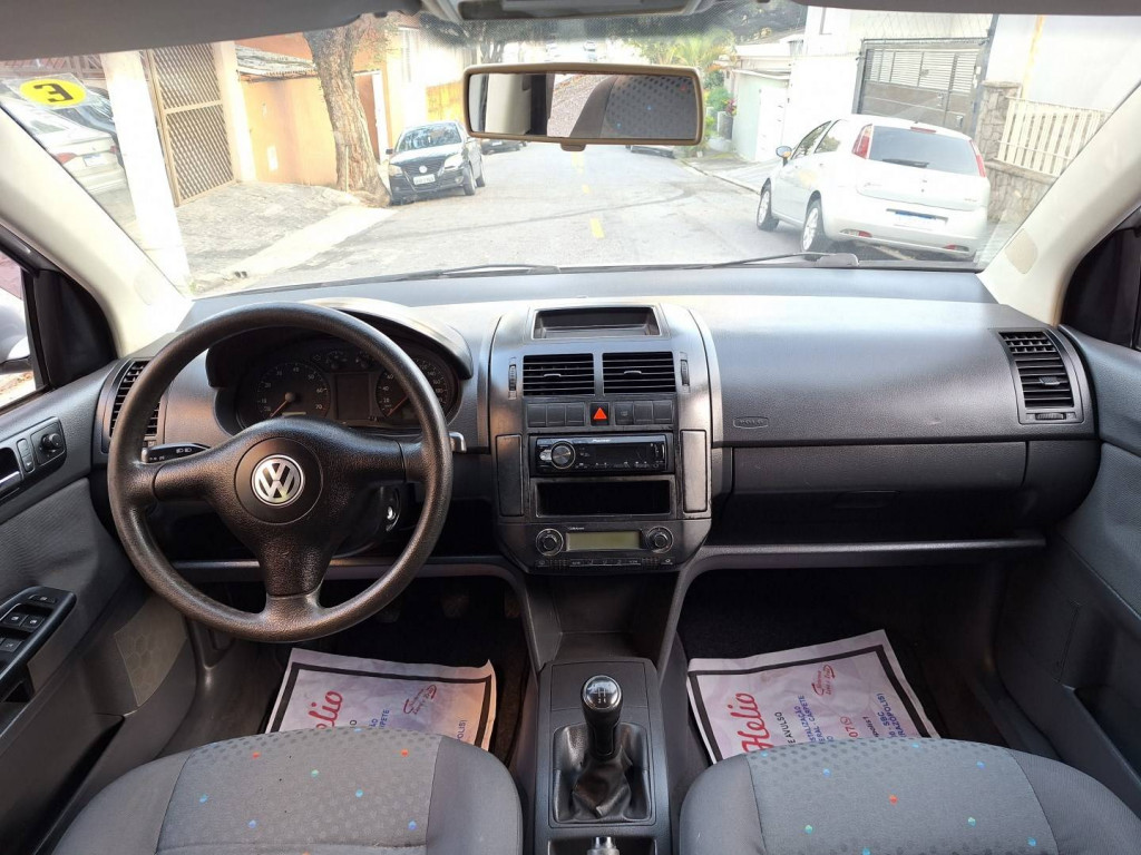 Imagem do veículo VOLKSWAGEN POLO 1.6 MI 8V FLEX 4P MANUAL