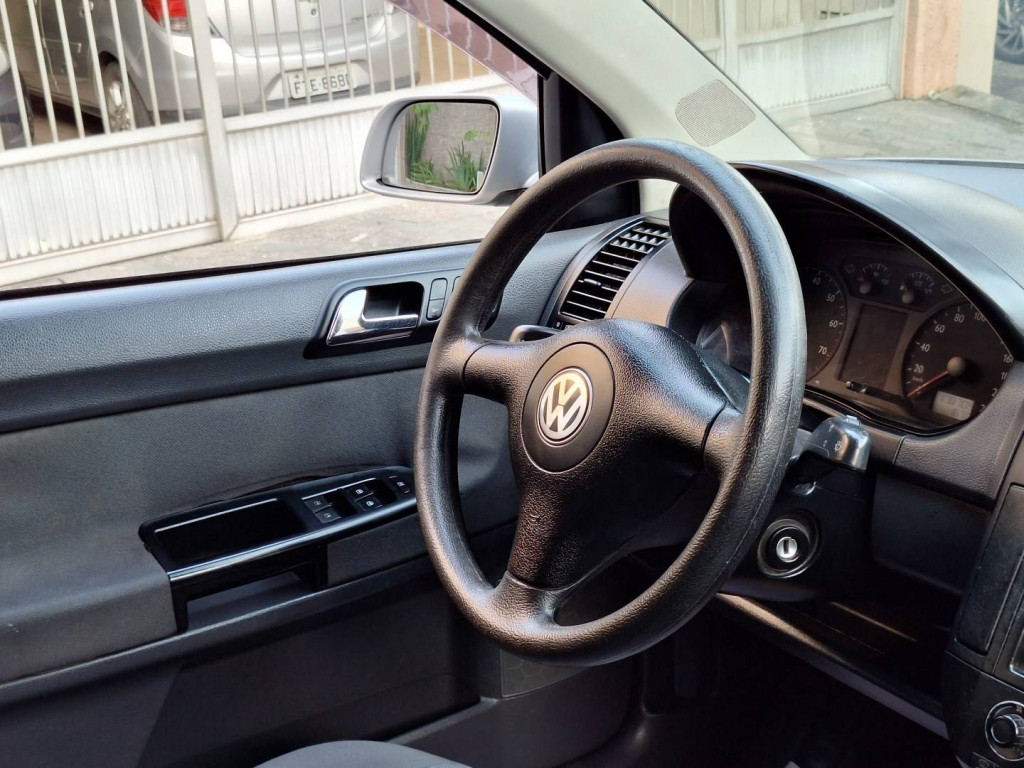 Imagem do veículo VOLKSWAGEN POLO 1.6 MI 8V FLEX 4P MANUAL