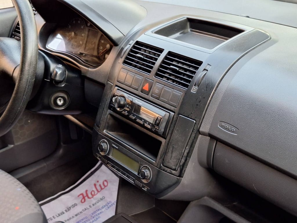 Imagem do veículo VOLKSWAGEN POLO 1.6 MI 8V FLEX 4P MANUAL