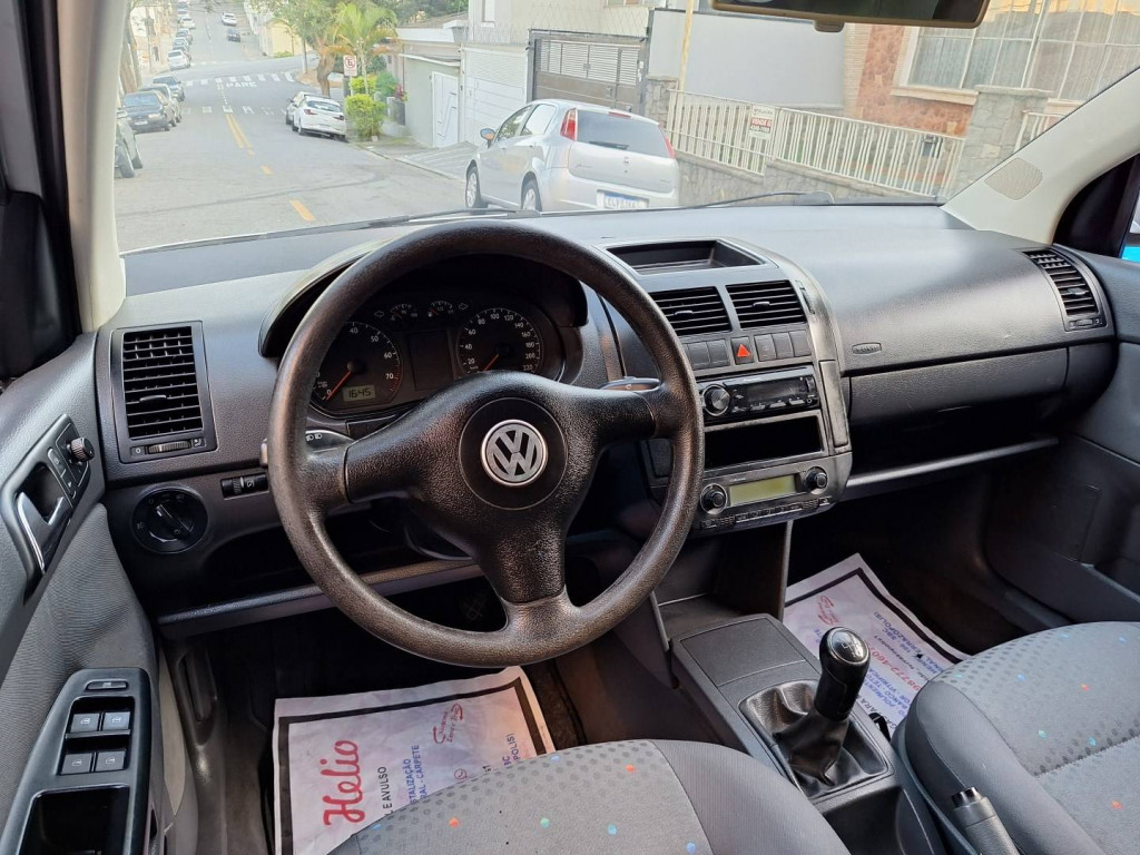 Imagem do veículo VOLKSWAGEN POLO 1.6 MI 8V FLEX 4P MANUAL
