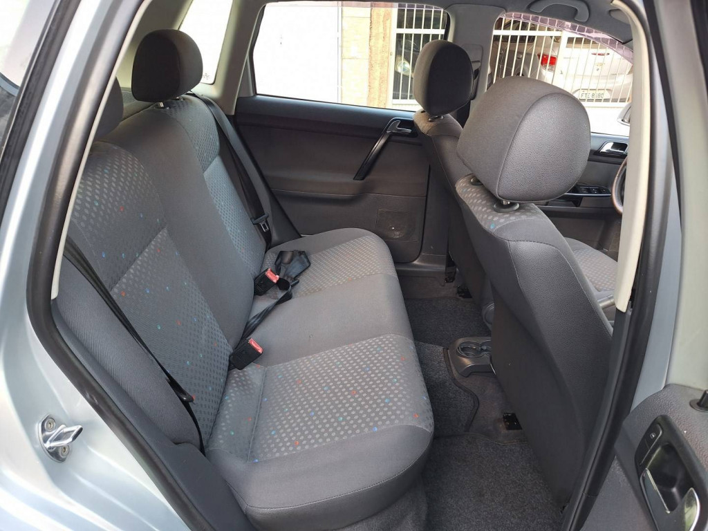 Imagem do veículo VOLKSWAGEN POLO 1.6 MI 8V FLEX 4P MANUAL