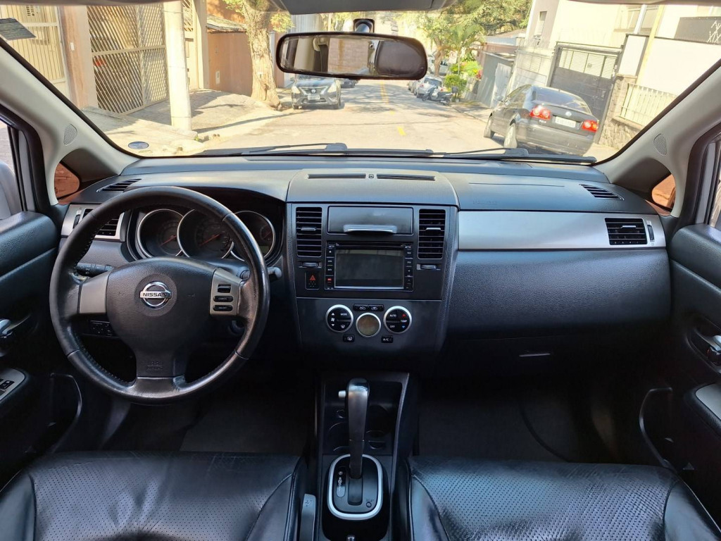Imagem do veículo NISSAN TIIDA 1.8 SL 16V FLEX 4P AUTOMÁTICO