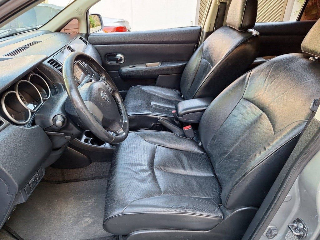 Imagem do veículo NISSAN TIIDA 1.8 SL 16V FLEX 4P AUTOMÁTICO