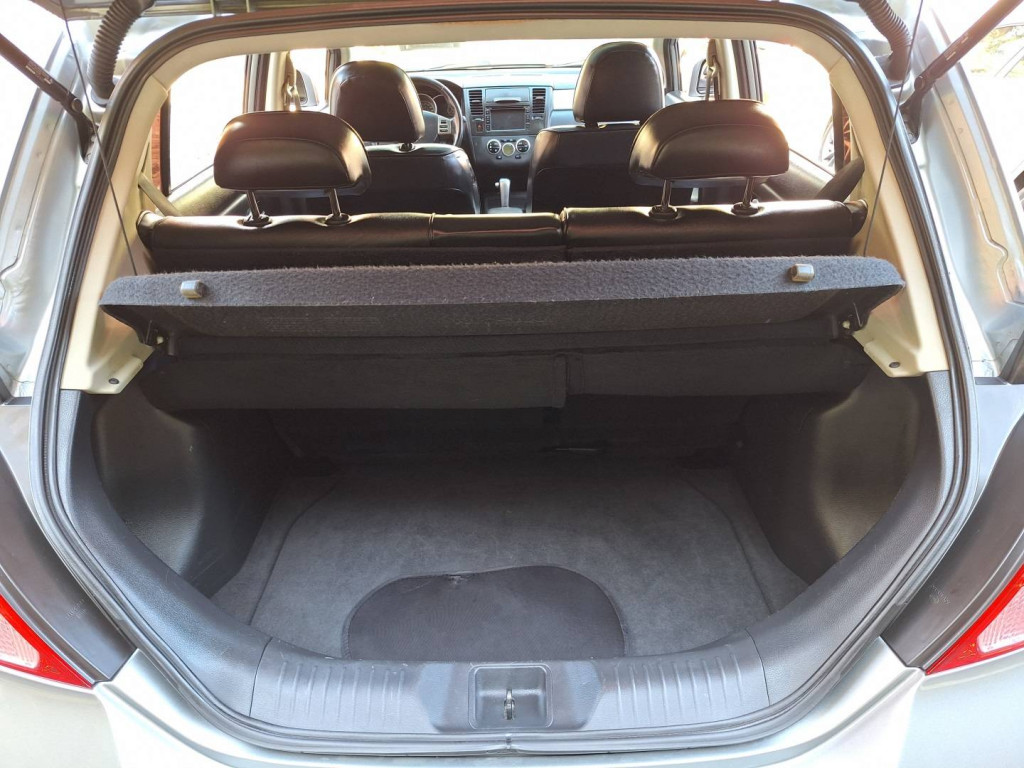 Imagem do veículo NISSAN TIIDA 1.8 SL 16V FLEX 4P AUTOMÁTICO