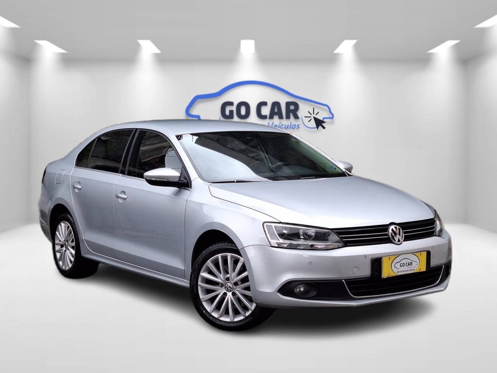 Imagem do veículo VOLKSWAGEN JETTA 2.0 TSI HIGHLINE 200CV GASOLINA 4P TIPTRONIC