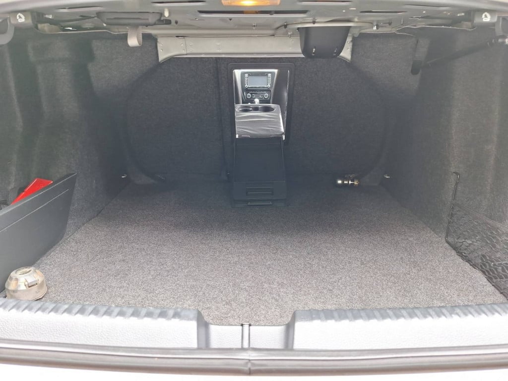Imagem do veículo VOLKSWAGEN JETTA 2.0 TSI HIGHLINE 200CV GASOLINA 4P TIPTRONIC