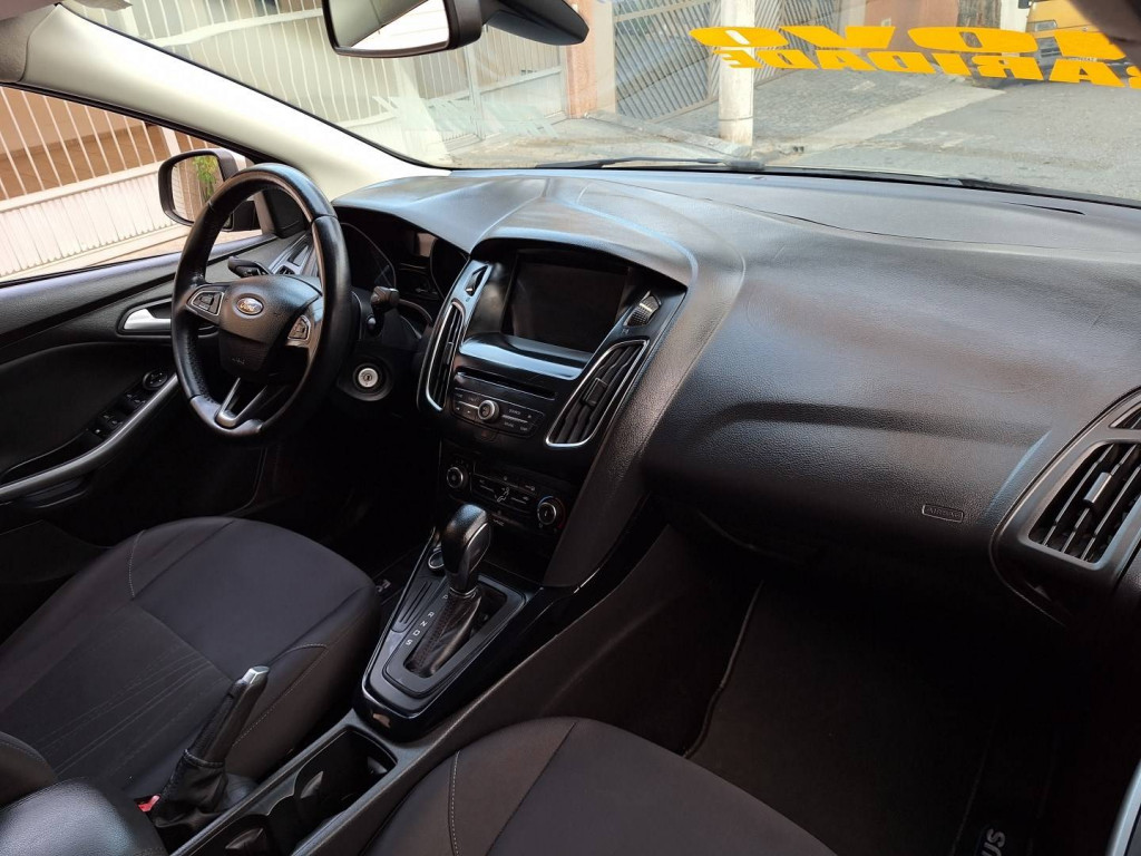 Imagem do veículo FORD FOCUS 2.0 SE 16V FLEX 4P POWERSHIFT