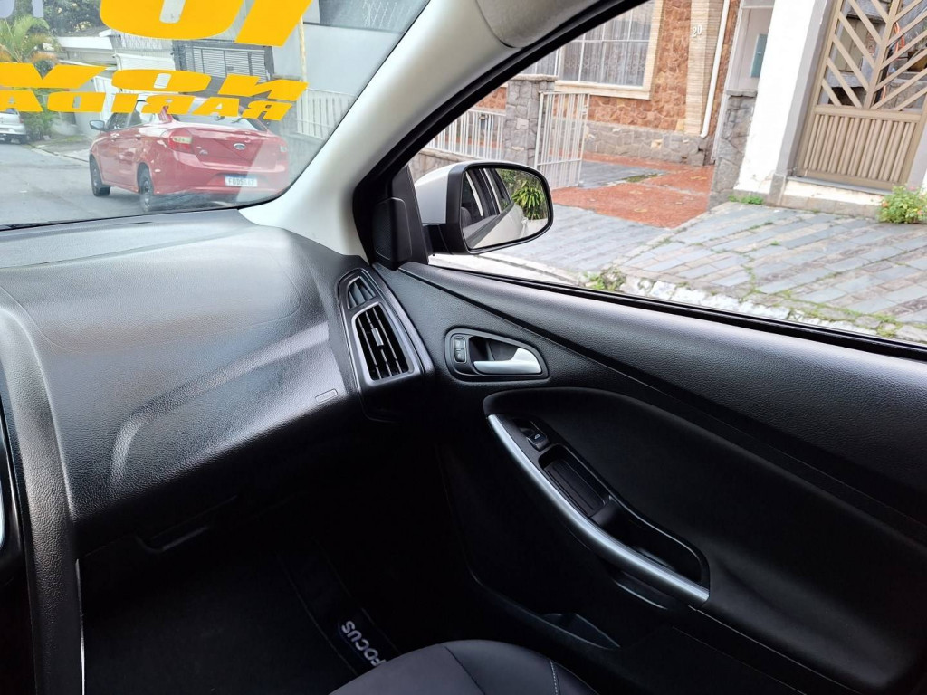 Imagem do veículo FORD FOCUS 2.0 SE 16V FLEX 4P POWERSHIFT