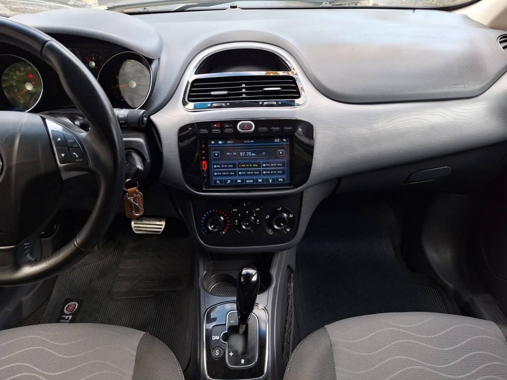 Imagem do veículo FIAT PUNTO 1.6 ESSENCE 16V FLEX 4P AUTOMATIZADO