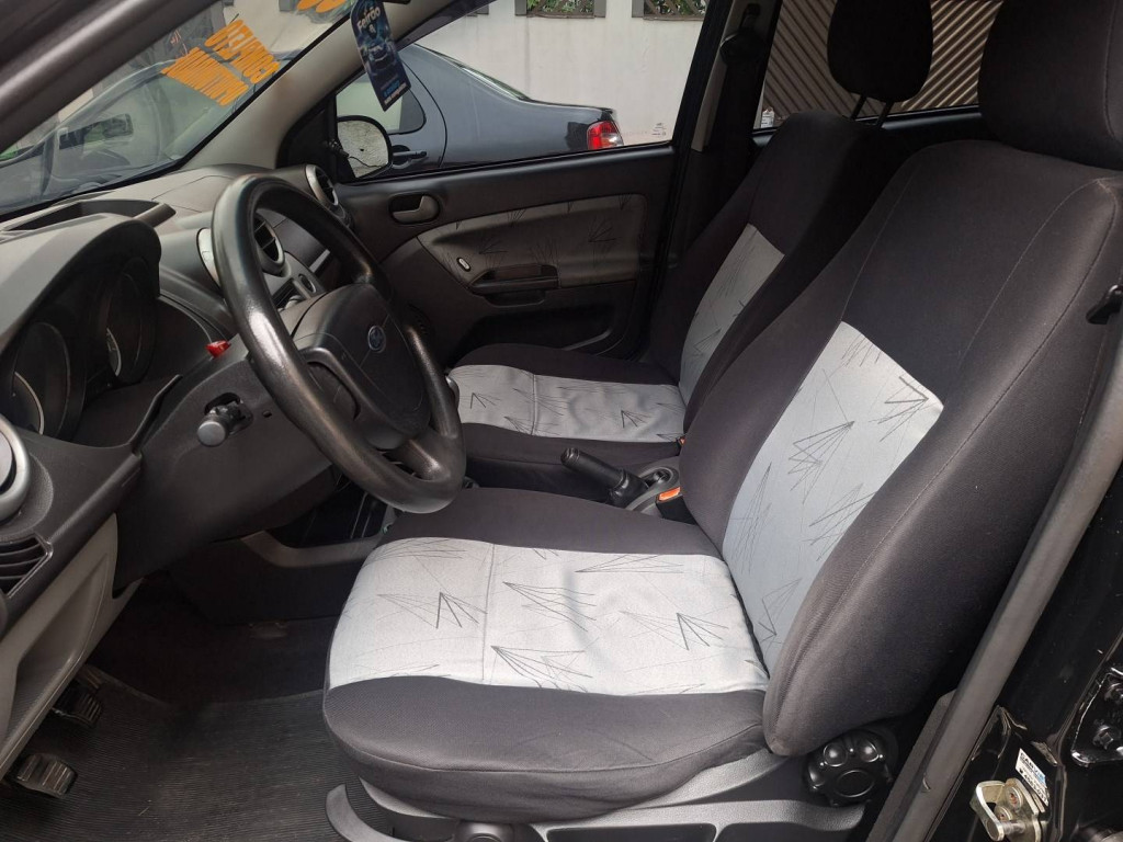 Imagem do veículo FORD FIESTA 1.0 MPI CLASS 8V FLEX 4P MANUAL