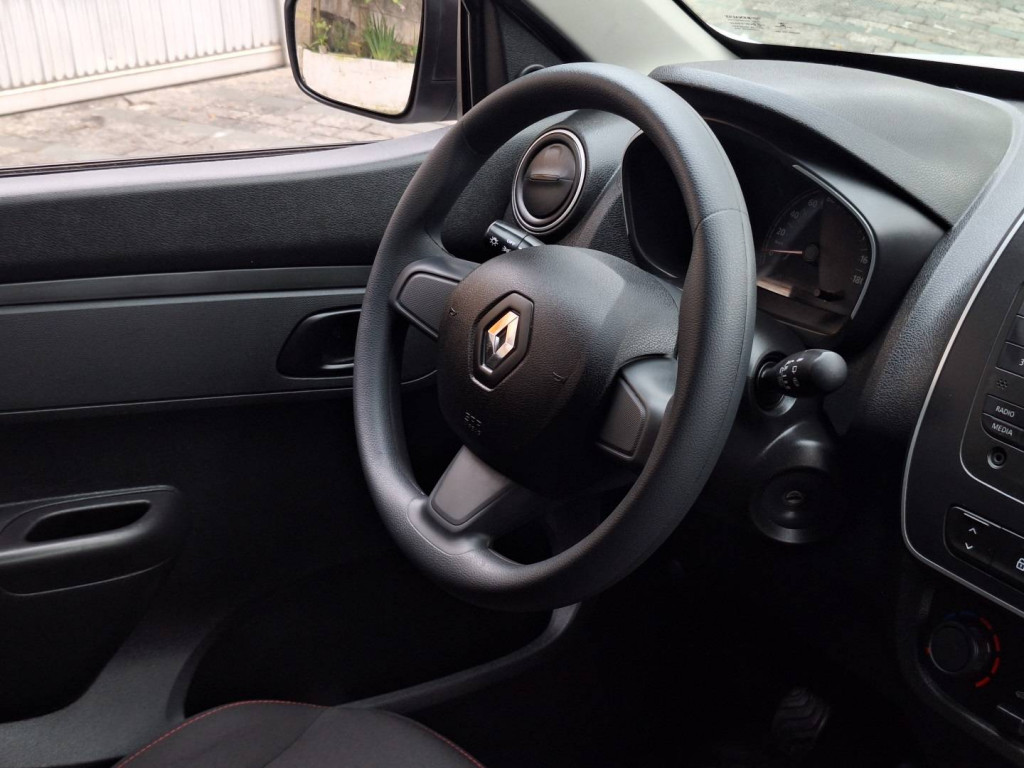 Imagem do veículo RENAULT KWID 1.0 12V SCE FLEX ZEN MANUAL