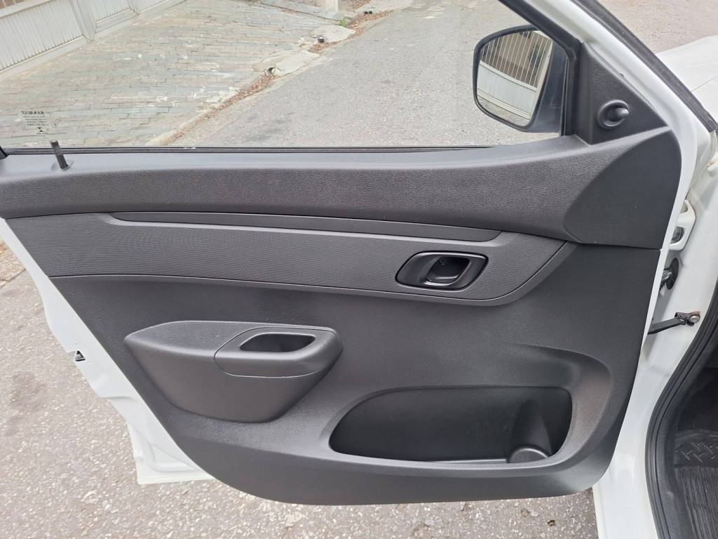 Imagem do veículo RENAULT KWID 1.0 12V SCE FLEX ZEN MANUAL