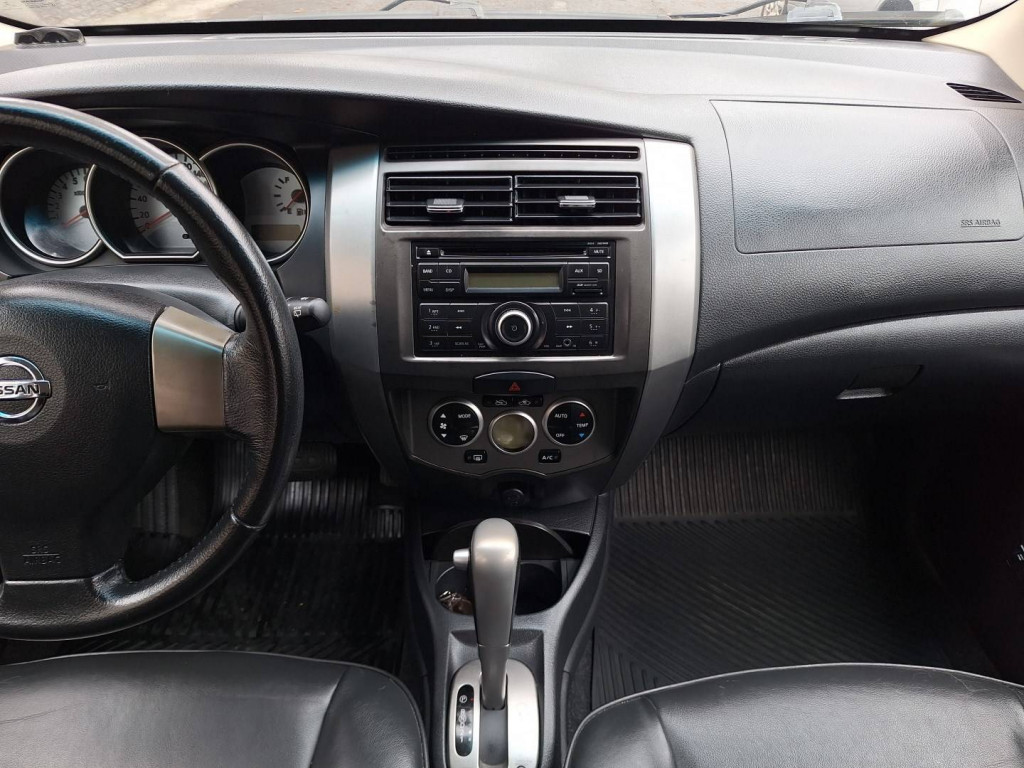 Imagem do veículo NISSAN GRAND LIVINA 1.8 SL 16V FLEX 4P AUTOMÁTICO