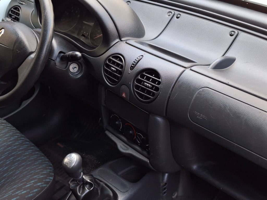 Imagem do veículo RENAULT KANGOO 1.6 EXPRESS 16V FLEX 4P MANUAL