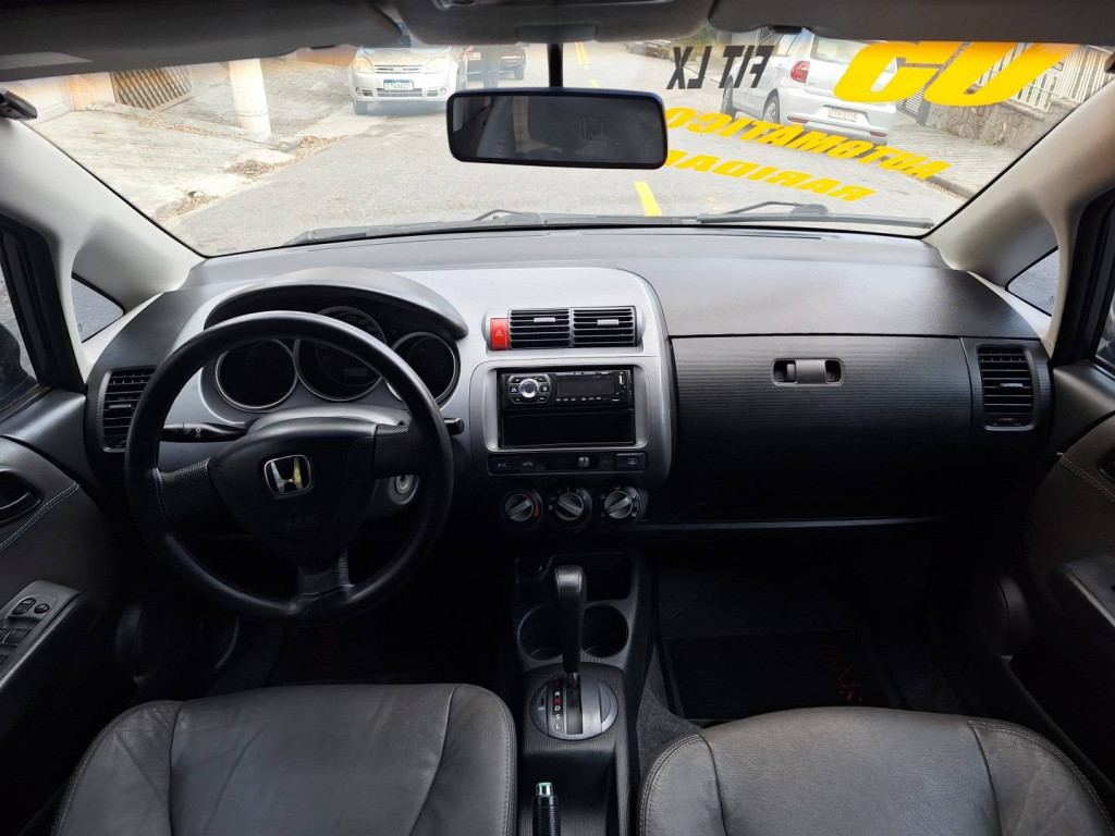Imagem do veículo HONDA FIT 1.4 LX 8V GASOLINA 4P AUTOMÁTICO