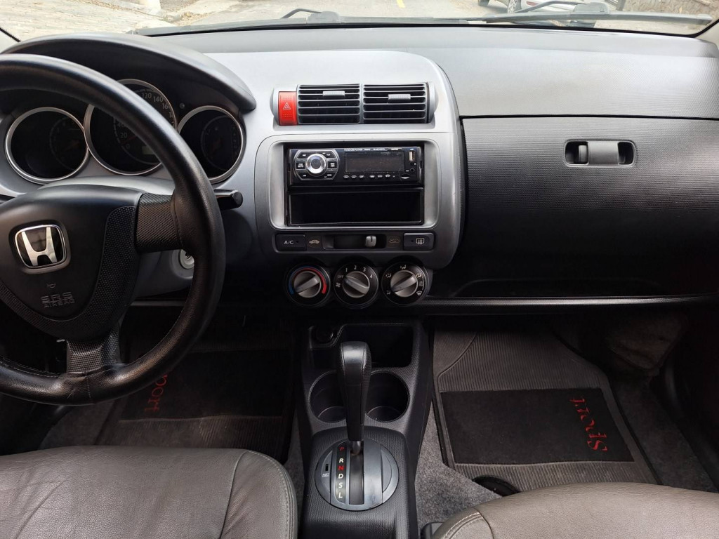 Imagem do veículo HONDA FIT 1.4 LX 8V GASOLINA 4P AUTOMÁTICO