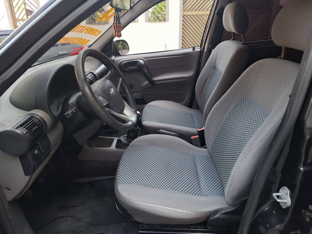Imagem do veículo CHEVROLET CLASSIC 1.0 MPFI LS 8V FLEX 4P MANUAL