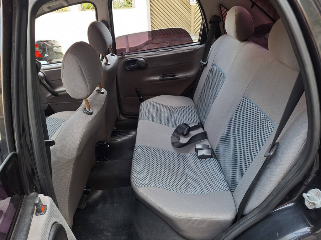 Imagem do veículo CHEVROLET CLASSIC 1.0 MPFI LS 8V FLEX 4P MANUAL