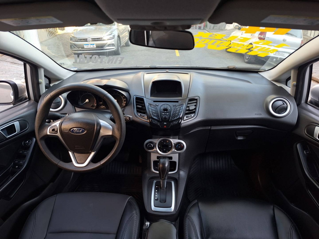 Imagem do veículo FORD FIESTA 1.6 SE HATCH 16V FLEX 4P POWERSHIFT