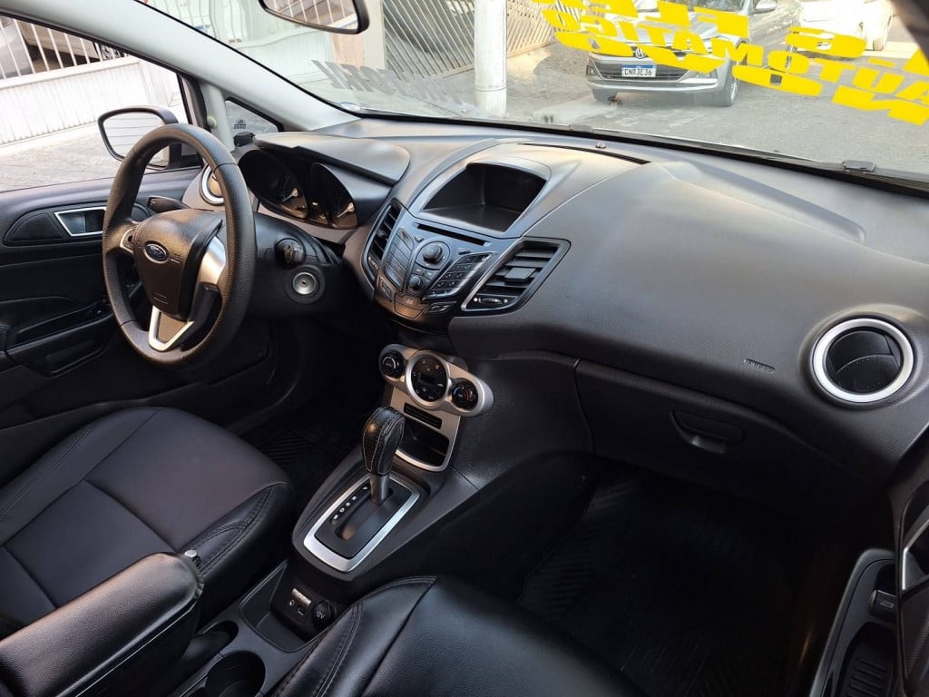Imagem do veículo FORD FIESTA 1.6 SE HATCH 16V FLEX 4P POWERSHIFT