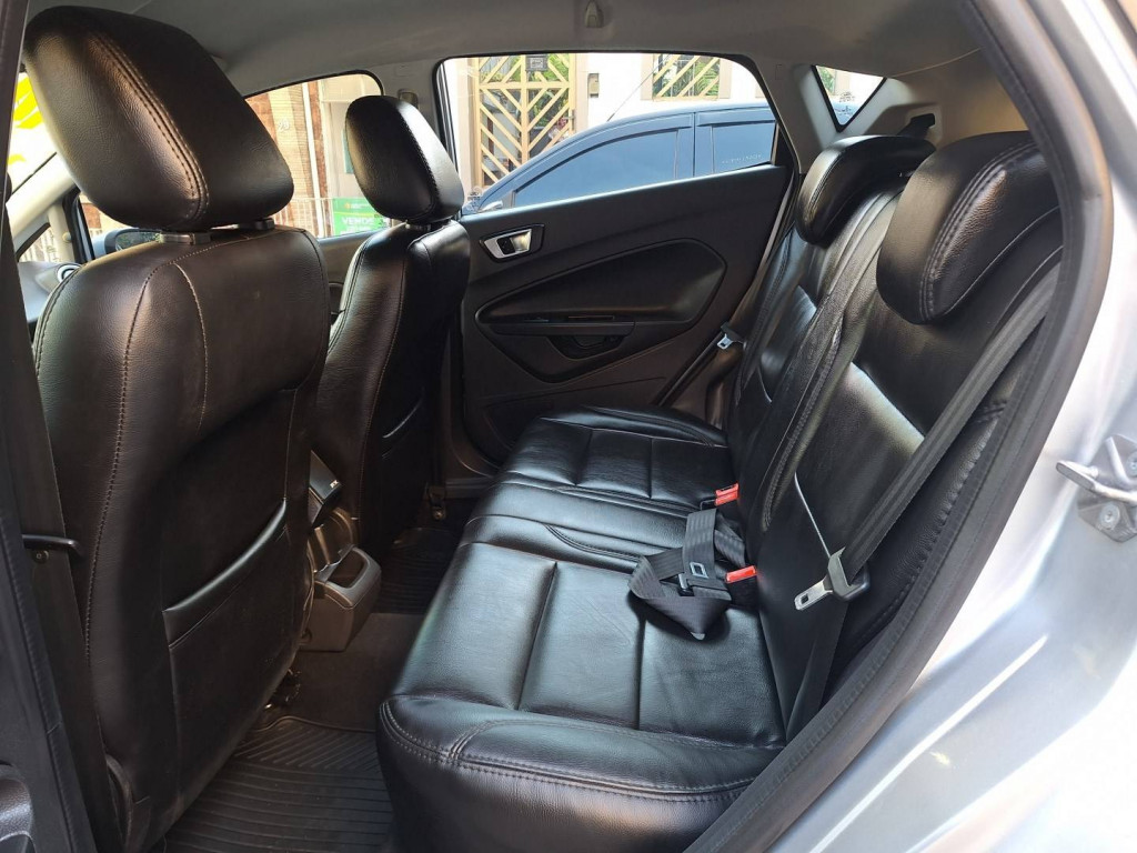 Imagem do veículo FORD FIESTA 1.6 SE HATCH 16V FLEX 4P POWERSHIFT