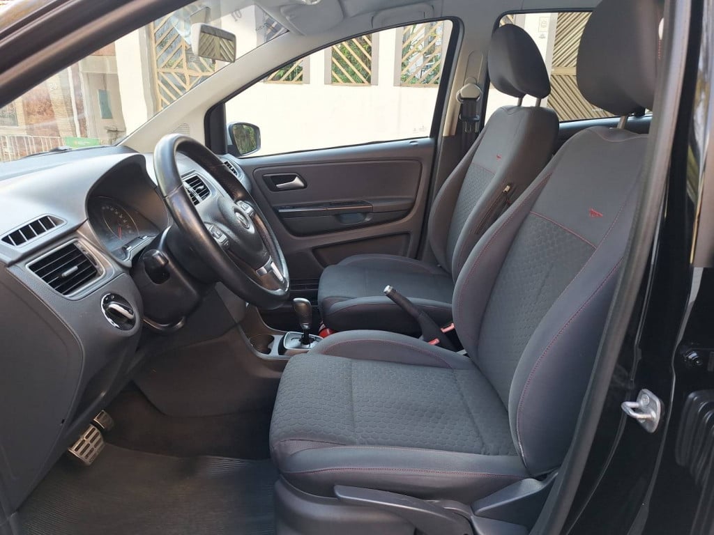 Imagem do veículo VOLKSWAGEN CROSSFOX 1.6 MI 8V FLEX 4P AUTOMATIZADO