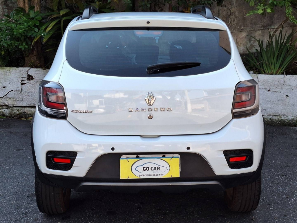 Imagem do veículo RENAULT SANDERO 1.6 STEPWAY RIP CURL 8V FLEX 4P MANUAL