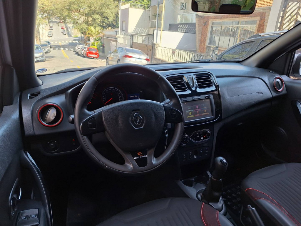 Imagem do veículo RENAULT SANDERO 1.6 STEPWAY RIP CURL 8V FLEX 4P MANUAL