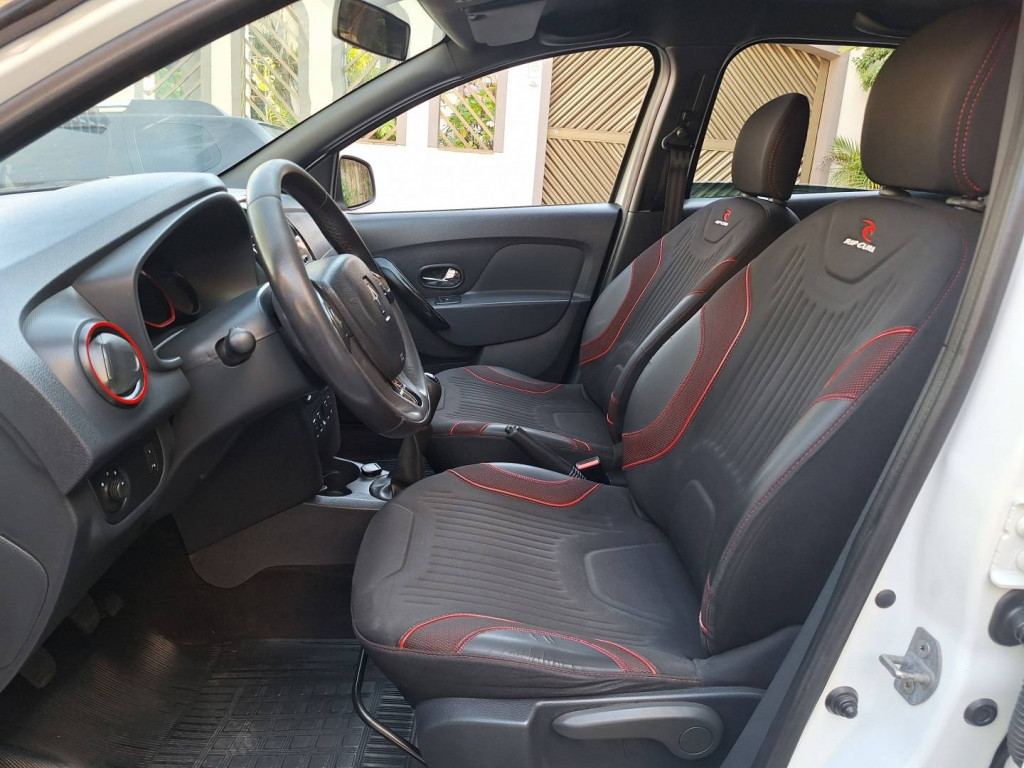 Imagem do veículo RENAULT SANDERO 1.6 STEPWAY RIP CURL 8V FLEX 4P MANUAL