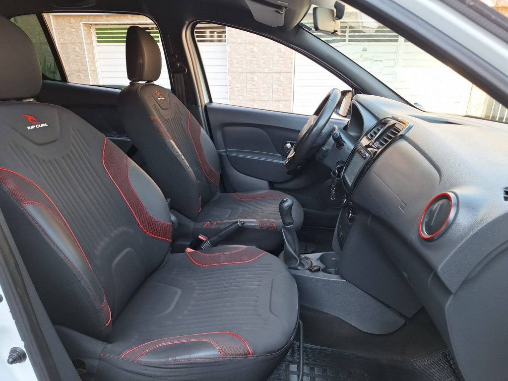 Imagem do veículo RENAULT SANDERO 1.6 STEPWAY RIP CURL 8V FLEX 4P MANUAL