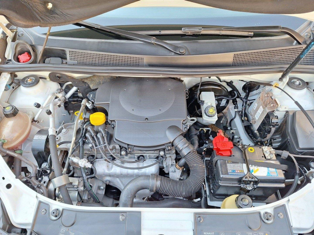Imagem do veículo RENAULT SANDERO 1.6 STEPWAY RIP CURL 8V FLEX 4P MANUAL