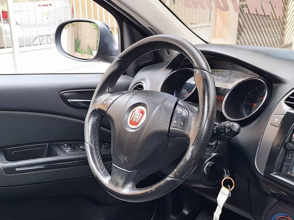 Imagem do veículo FIAT BRAVO 1.8 ESSENCE 16V FLEX 4P AUTOMÁTICO