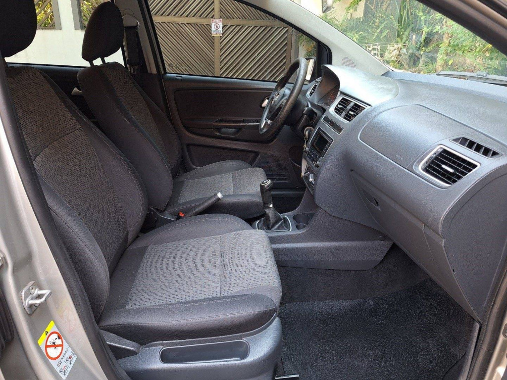 Imagem do veículo VOLKSWAGEN FOX 1.6 MI 8V FLEX 4P MANUAL