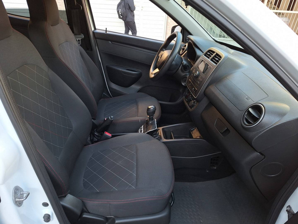 Imagem do veículo RENAULT KWID 1.0 12V SCE FLEX ZEN MANUAL