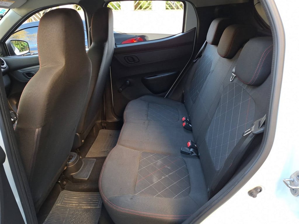 Imagem do veículo RENAULT KWID 1.0 12V SCE FLEX ZEN MANUAL