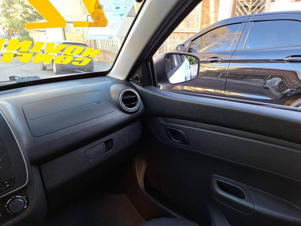 Imagem do veículo RENAULT KWID 1.0 12V SCE FLEX ZEN MANUAL