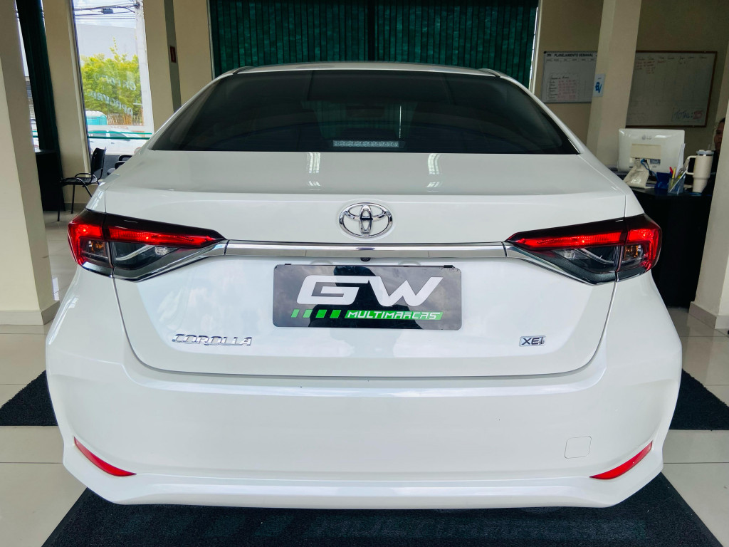 Imagem do veículo TOYOTA COROLLA 2.0 XEI 16V FLEX 4P AUTOMÁTICO