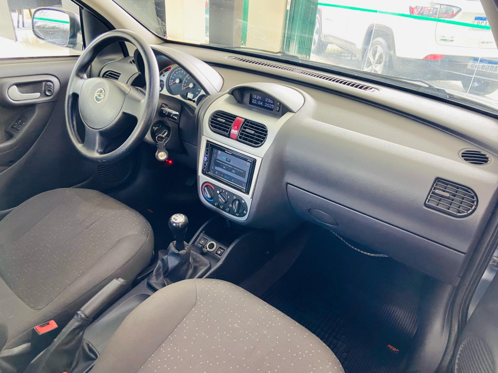Imagem do veículo CHEVROLET CORSA 1.4 MPFI PREMIUM 8V FLEX 4P MANUAL