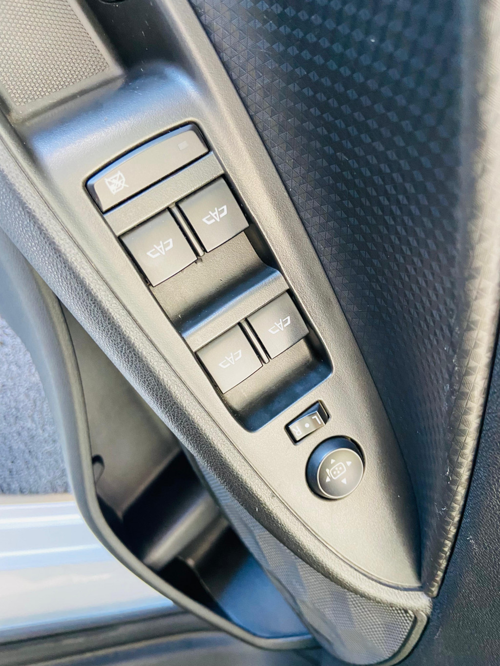 Imagem do veículo CHEVROLET ONIX 1.0 FLEX LT MANUAL