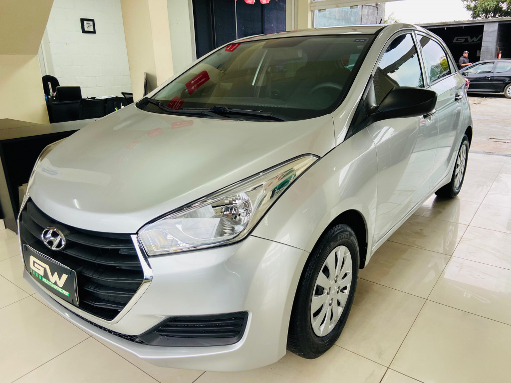 HYUNDAI HB20 1.0 COMFORT 12V FLEX 4P MANUAL