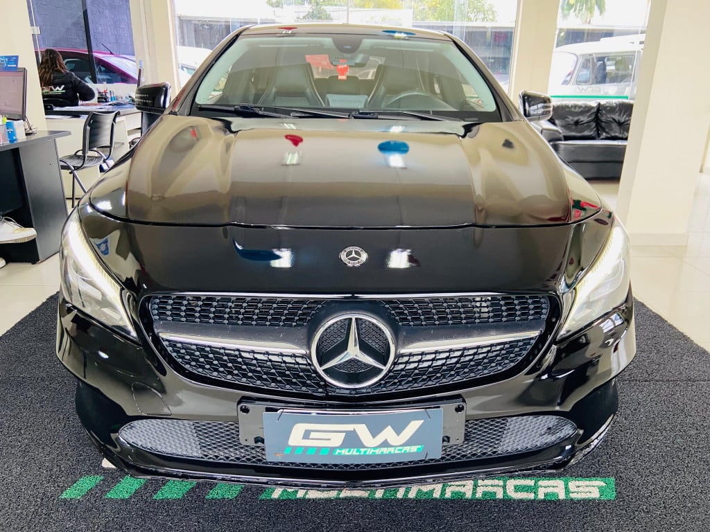 Imagem do veículo MERCEDES-BENZ 180 C 1.8 SEDAN 8V GASOLINA 4P AUTOMÁTICO